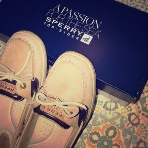 Sperry Top-Sider shoes